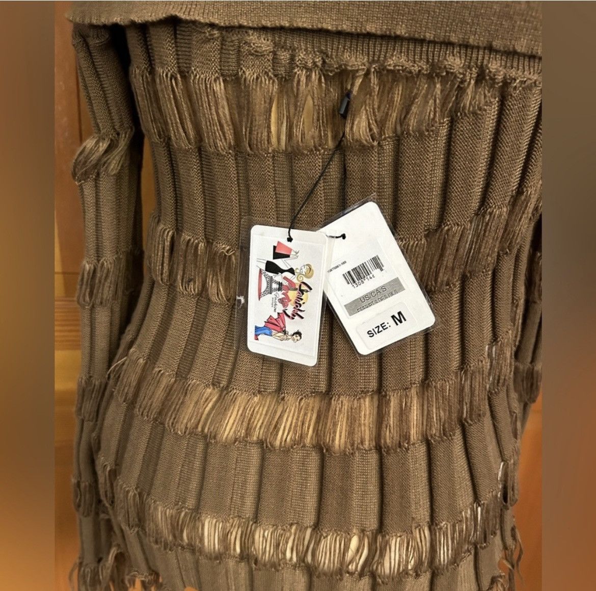 Designer × Other NWT, Lavishly Paris Women’s Gorgeous Off Shoulder Sweater Size M / US 6-8 / IT 42-44 - 9 Thumbnail