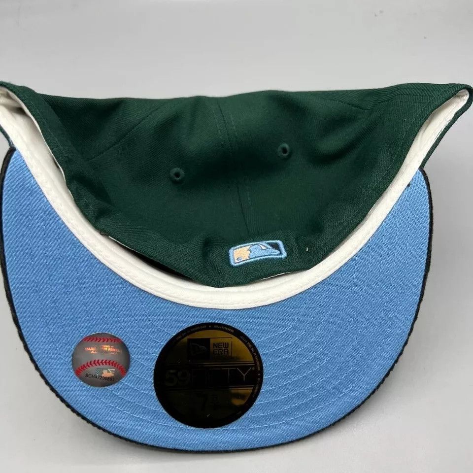 New Era Minnesota Twins Hat Men 7 5/8 Green Corduroy Fitted Cap Size ONE SIZE - 5 Thumbnail
