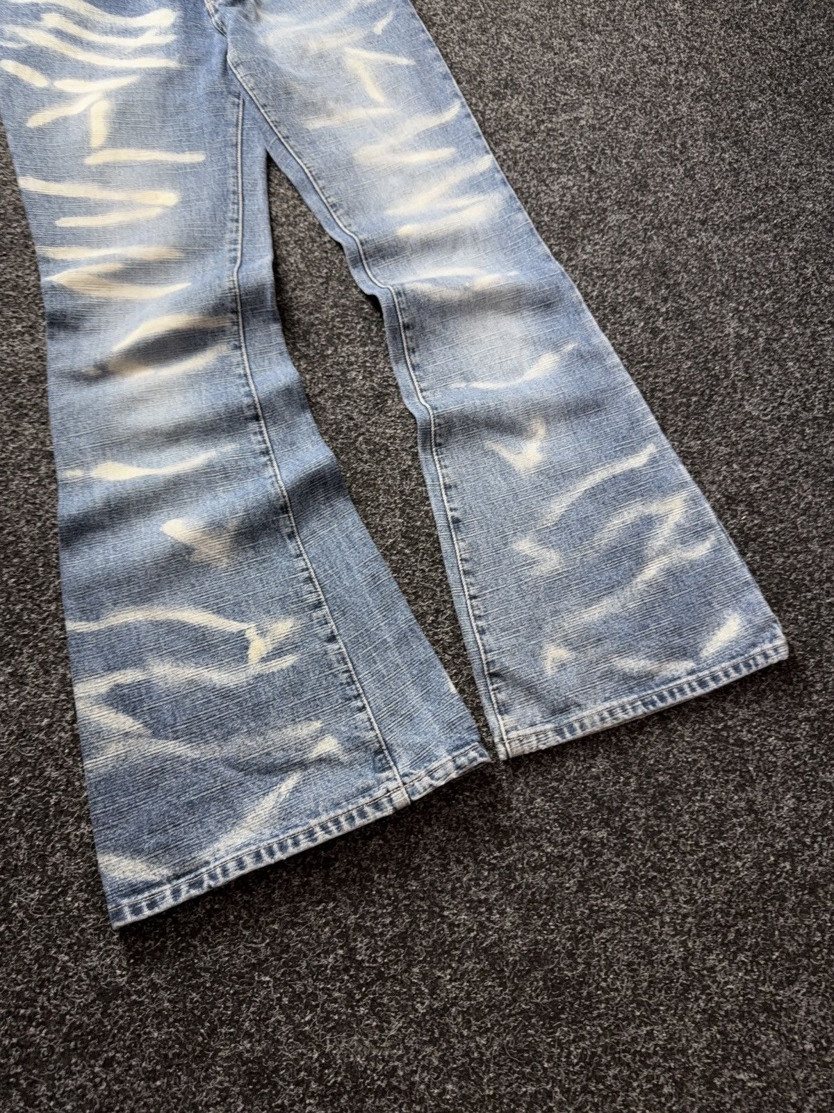 Japanese Brand Y2K Chilli Pepper Archive Flare Jeans Acid Wash Y2K Bootcut Size 30" / US 8 / IT 44 - 2 Thumbnail