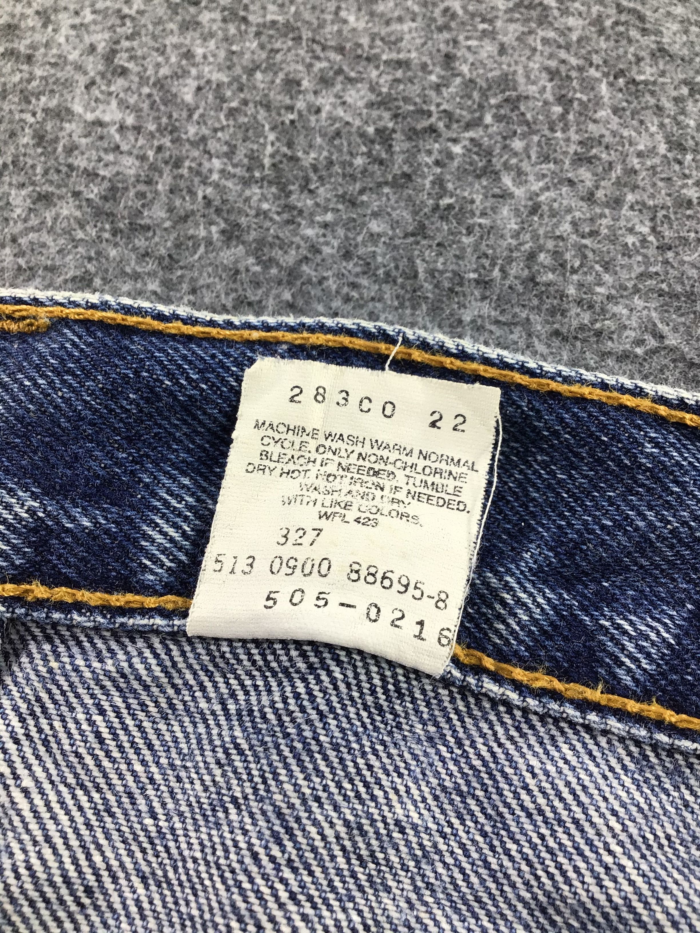 Levi's Vintage Levis 505 Jeans Faded Blue Distressed Denim KJ179 Size US 34 / EU 50 - 11 Thumbnail