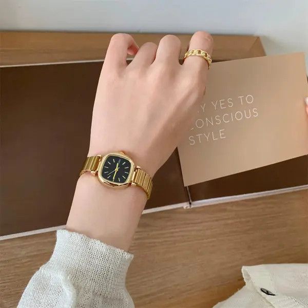 Jewelry Gold Square Face Fashion Watch, Elegant Gold Bracelet Size ONE SIZE - 1 Thumbnail