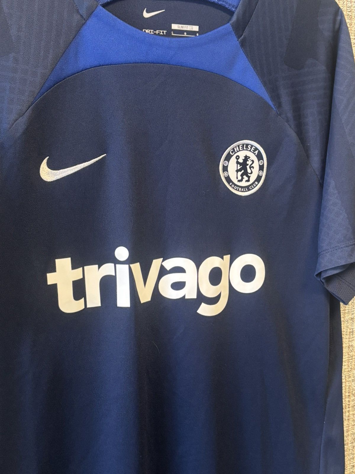 Nike Nike CHELSEA 2023/24 Training 4th Strike Shirt Trivago Size US L / EU 52-54 / 3 - 3 Thumbnail