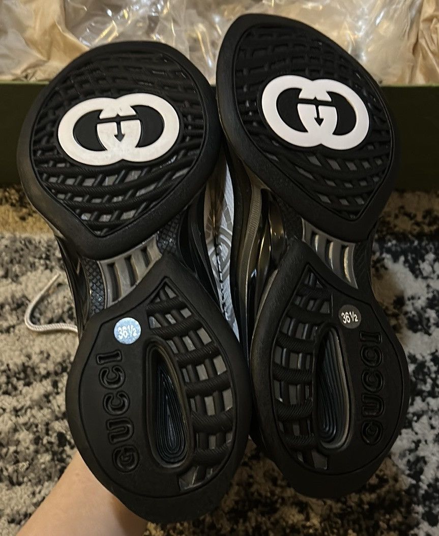 Gucci Gucci Run GG Sneaker White Grey Black Size US 6.5 / IT 36.5 - 6 Thumbnail