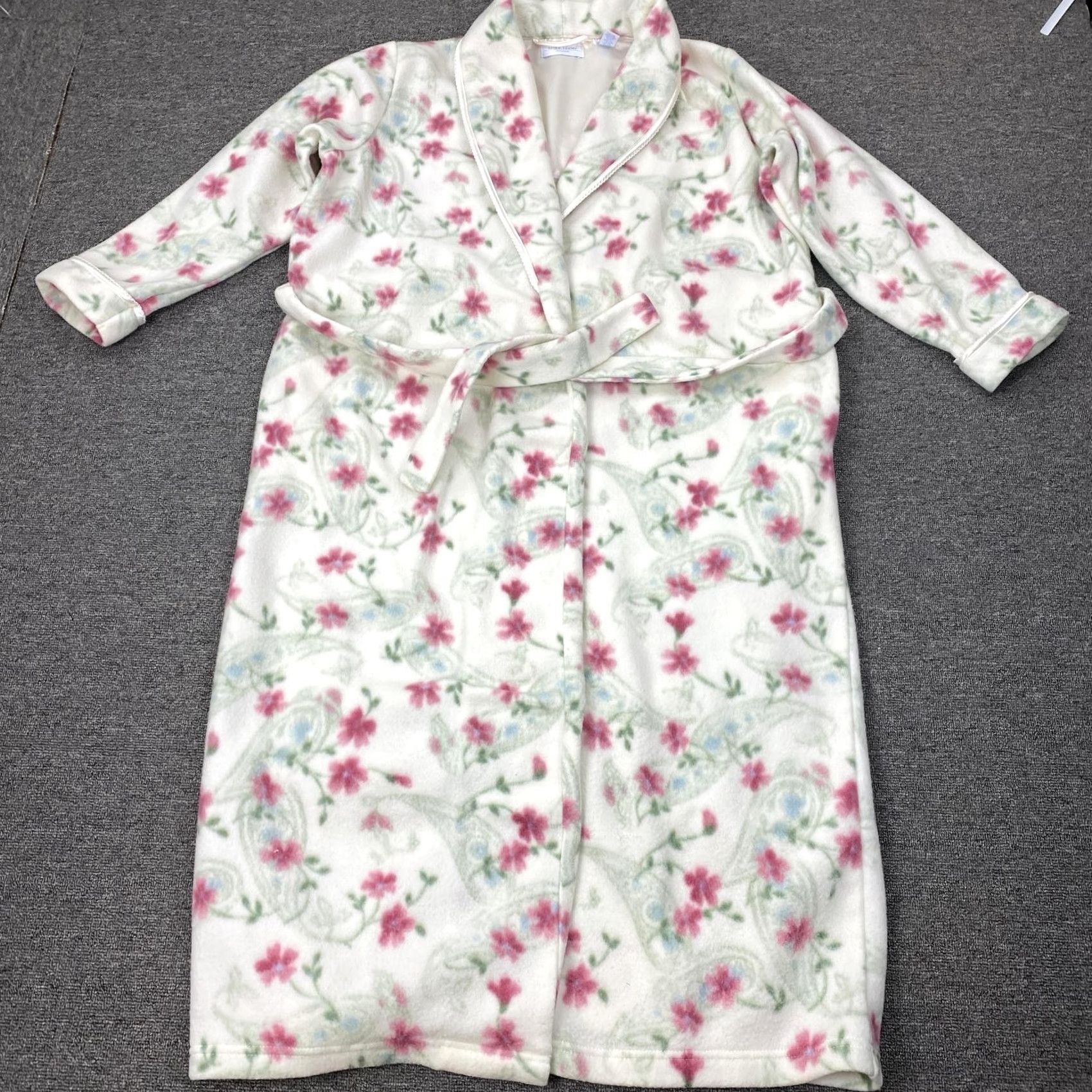 Vintage Erika Taylor Intimates Robe Womens Small White Fleece Floral Belted Lounge Size ONE SIZE - 2 Thumbnail