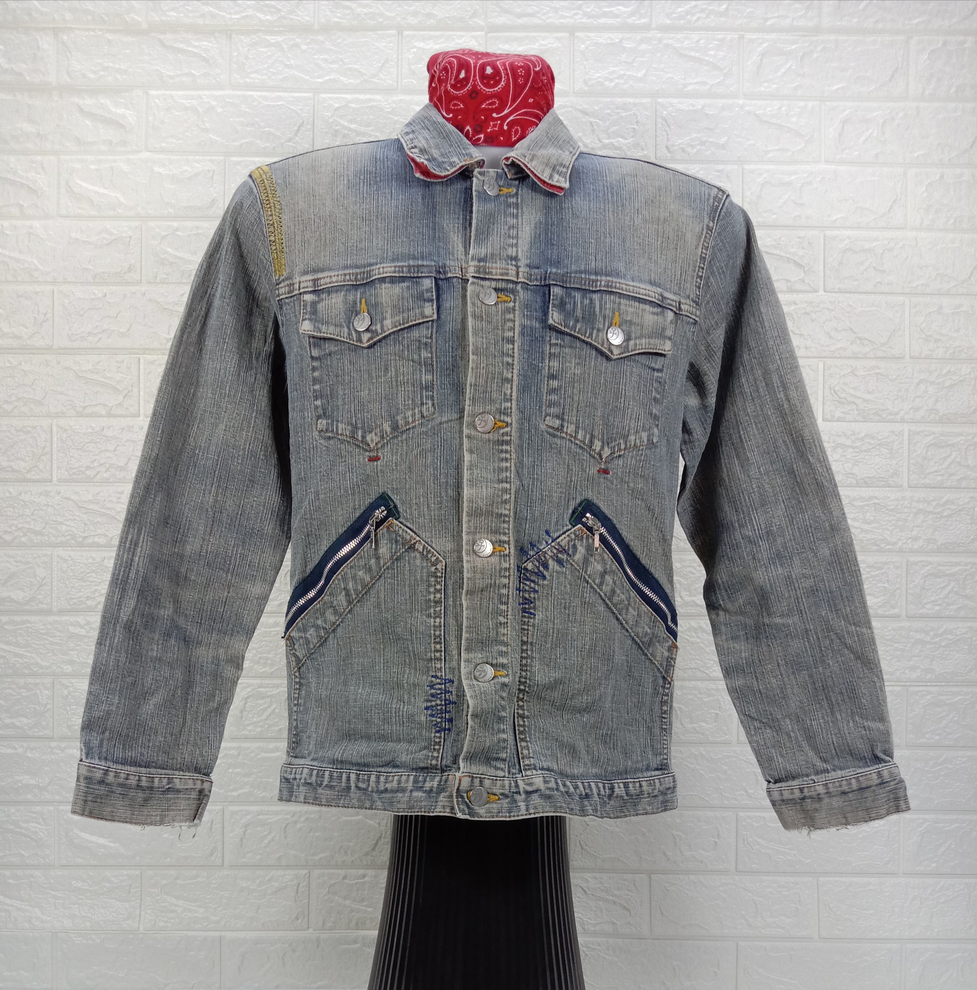 Jean Charles De Castelbajac Vintage Castelbajac Rusty Wash Denim Jacket Size US M / EU 48-50 / 2 - 1 Thumbnail