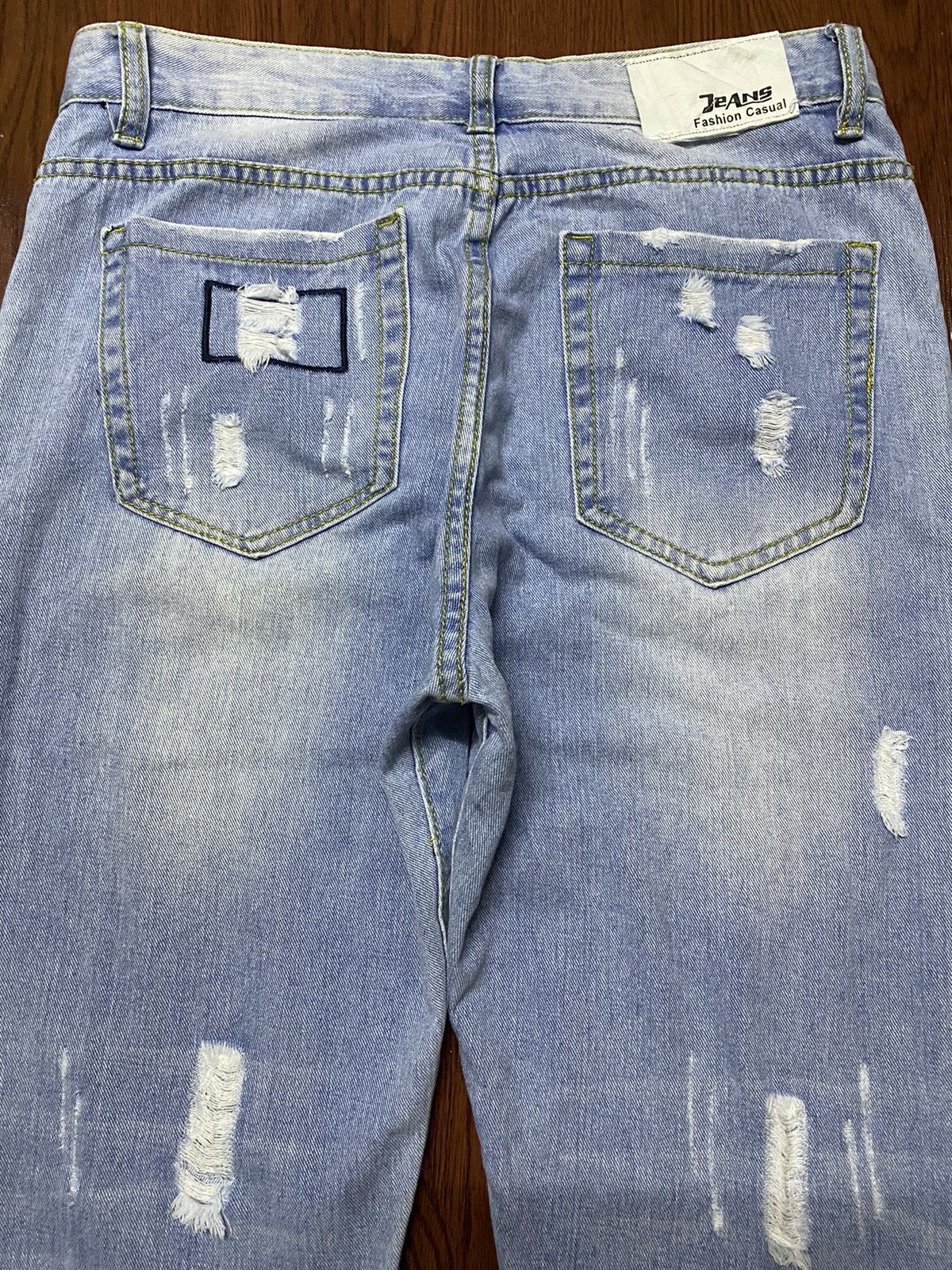 Japanese Brand Vintage Japanese Brands Distressed Patched Jeans Size US 34 / EU 50 - 4 Thumbnail
