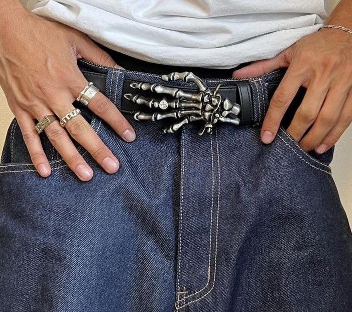 Vintage Black PU Leather Studded Belt with Skeleton Hand Buckle Size ONE SIZE - 5 Thumbnail