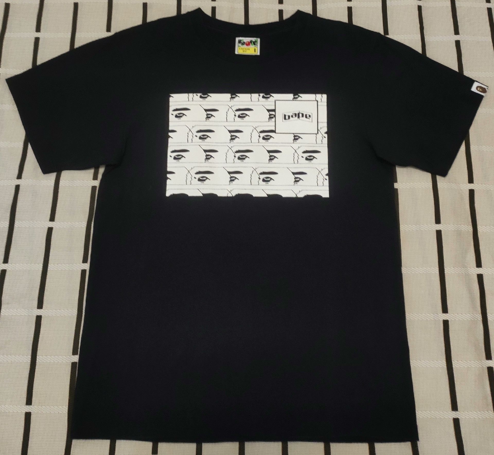 Bape Bape Ape Head T-Shirt S Men Size US S / EU 44-46 / 1 - 1 Thumbnail