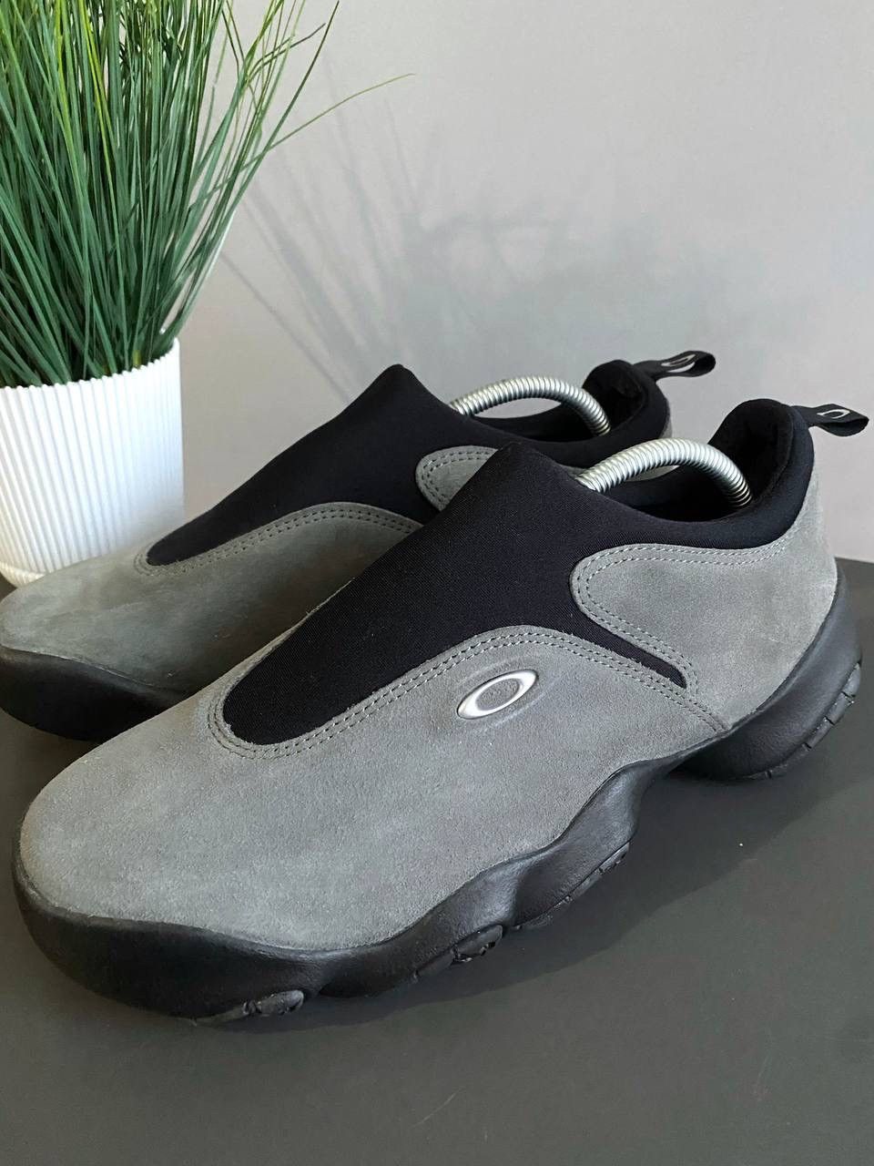 Oakley Vintage Oakley Flesh 00s Grey Suede Slip On Sneaker Size US9 Size US 9 / EU 42 - 12 Thumbnail