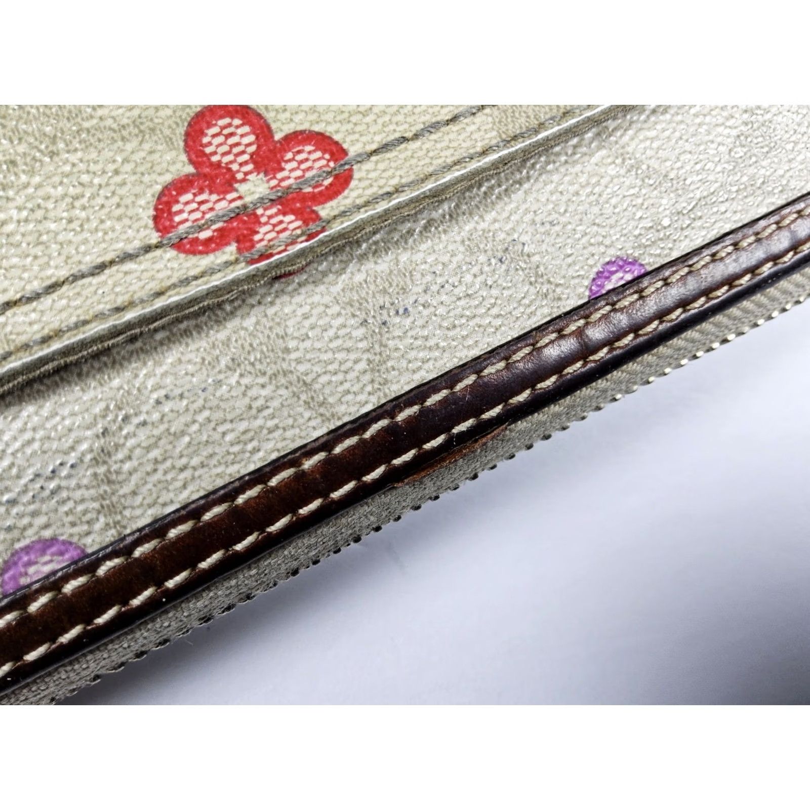 Coach Coach Wallet Zip Around Beige Floral Accordion DAMAGED Size ONE SIZE - 5 Thumbnail