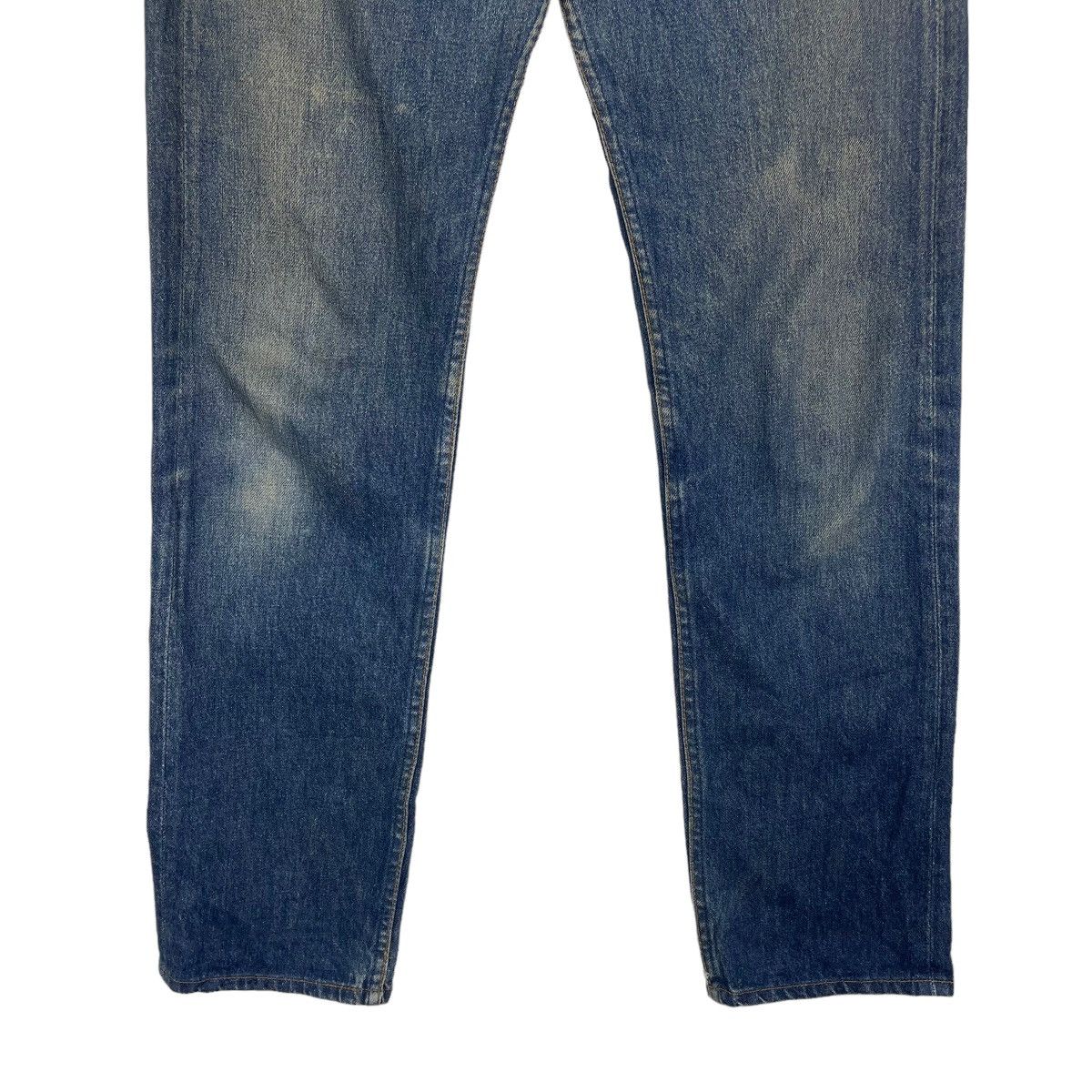 Levi's Vintage Levis Button Fly Distressed Jean Size US 30 / EU 46 - 4 Thumbnail