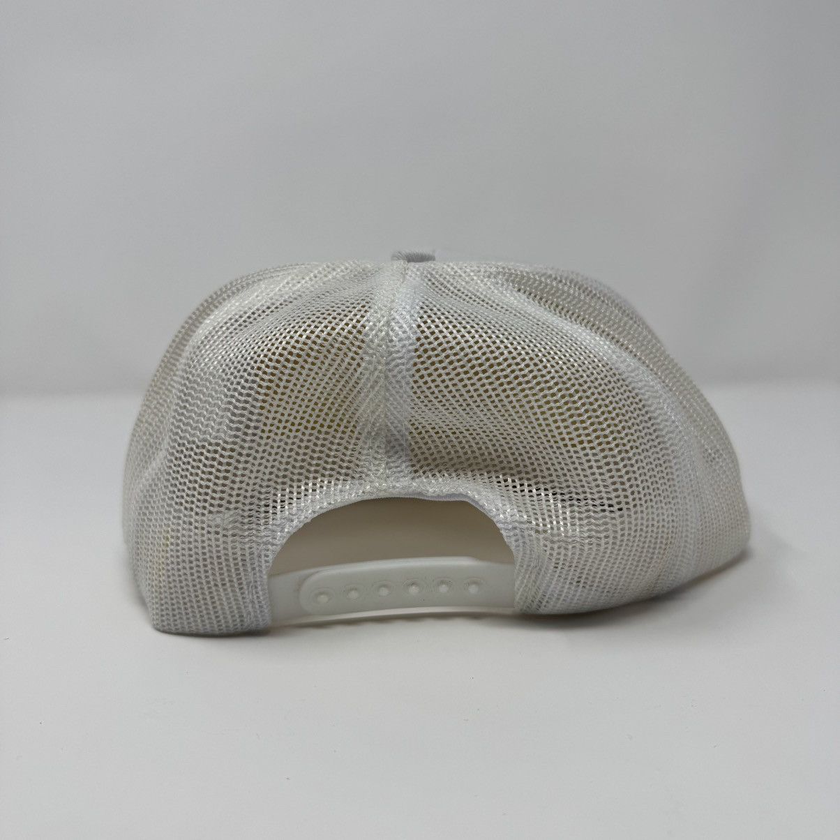 Vintage VINTAGE Polyester Mesh Back Pontiac Winners Circle Snapback Size ONE SIZE - 2 Thumbnail