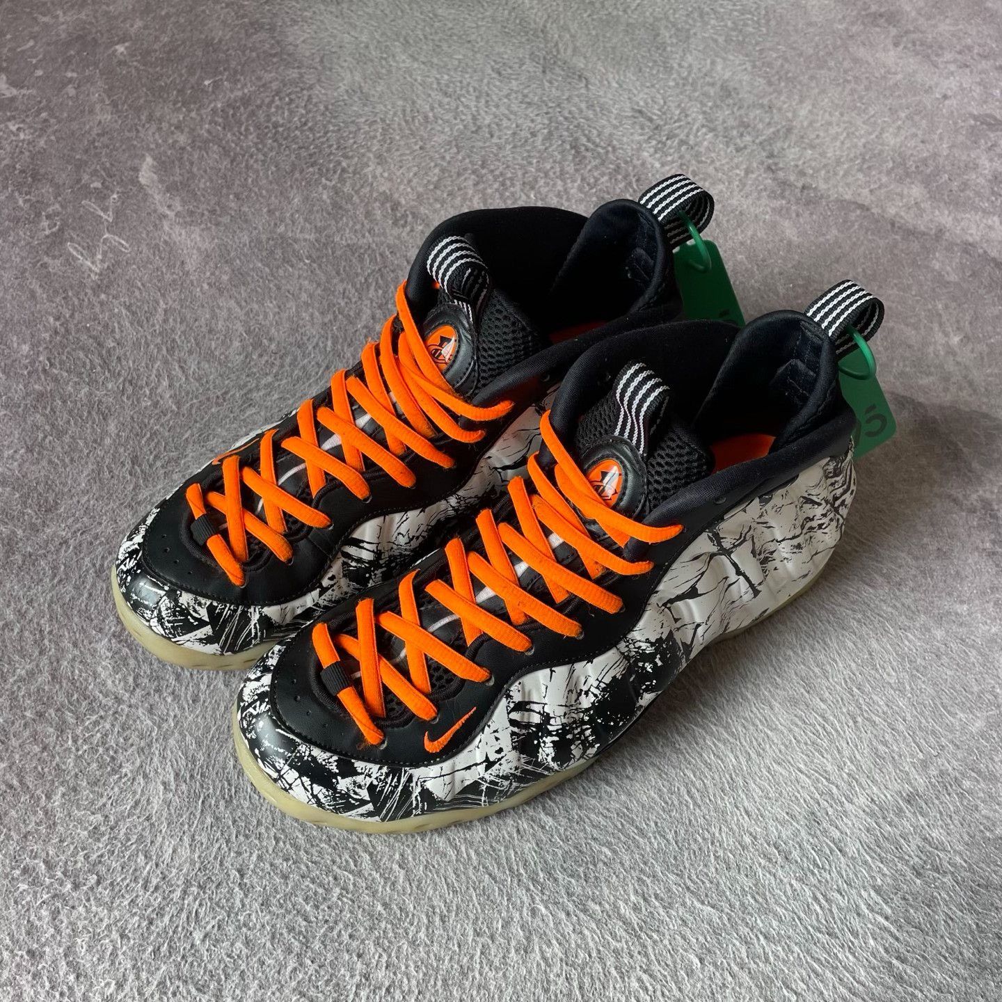 Nike Nike Lowtop Sneakers 45 Men Size US 11.5 / EU 44-45 - 1 Thumbnail