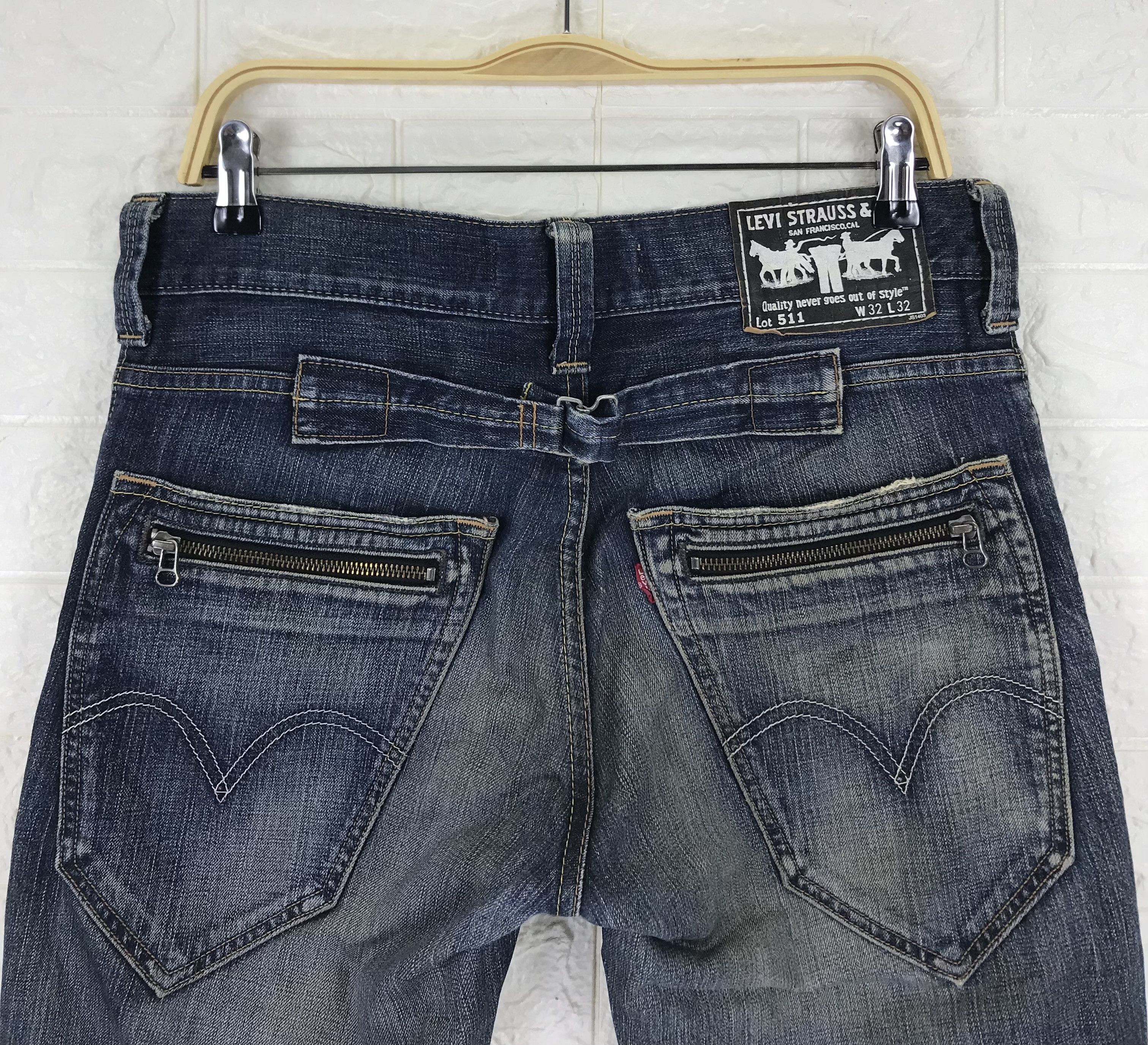 Levi's Vintage Levi's 511 Buckle Back Jeans Distressed Denim Size US 32 / EU 48 - 2 Thumbnail