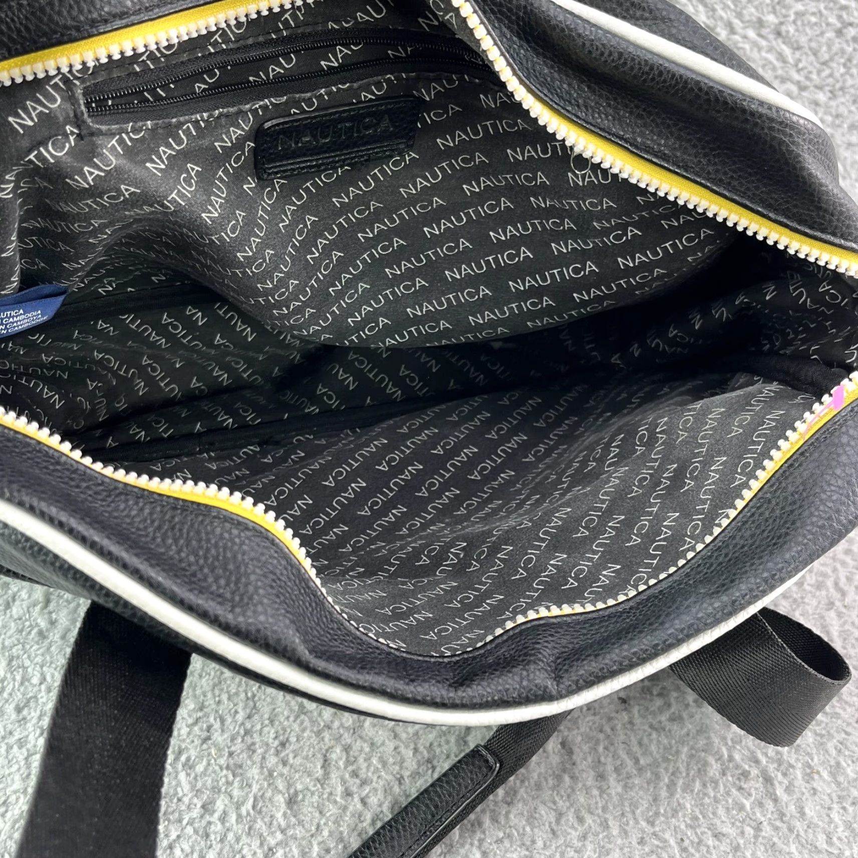 Nautica Nautica Purse LOT 2 Bowler Bag and Crossbody Y2k Classic Retro Chic Preppy 90's Bag Crossbody Womens Small Black 90s Vintage Style Size ONE SIZE - 6 Thumbnail