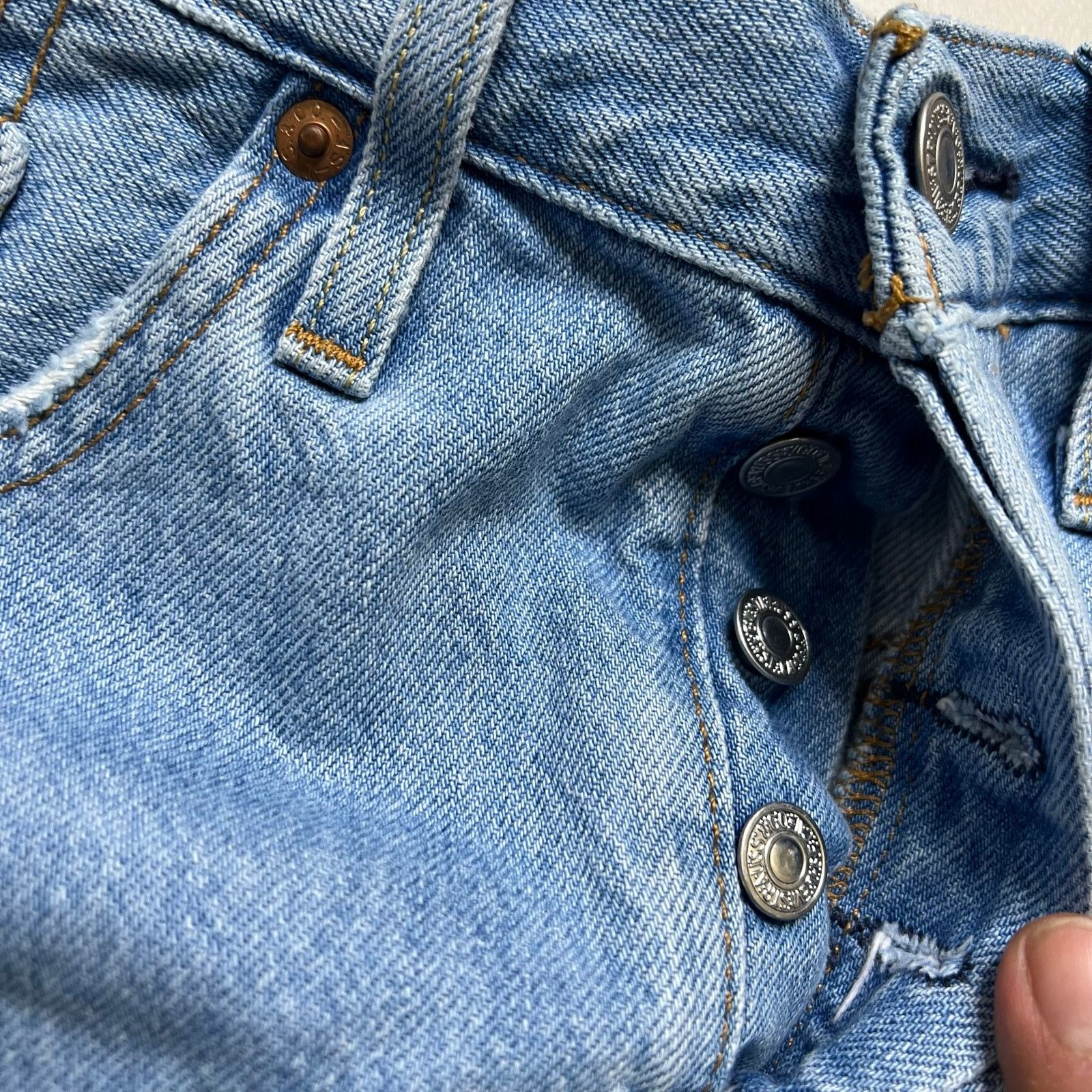 Levi's Levi’s 501 High Rise Distressed Cutoff Denim Shorts W27 Size 27" / US 4 / IT 40 - 9 Thumbnail
