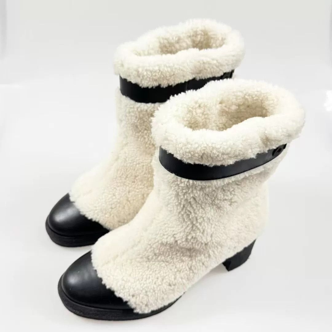 Chanel Chanel Teddy Faux Fur Ankle Boots Size US 7 / IT 37 - 1 Thumbnail
