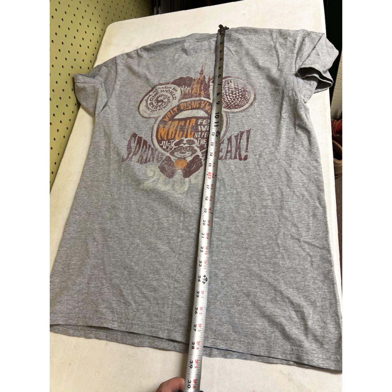 Disney VINTAGE Walt Disney T-Shirt Mickey Mouse 90s Gray Short Sleeve Crew Neck M Men Spring 2004 Size US M / EU 48-50 / 2 - 8 Thumbnail