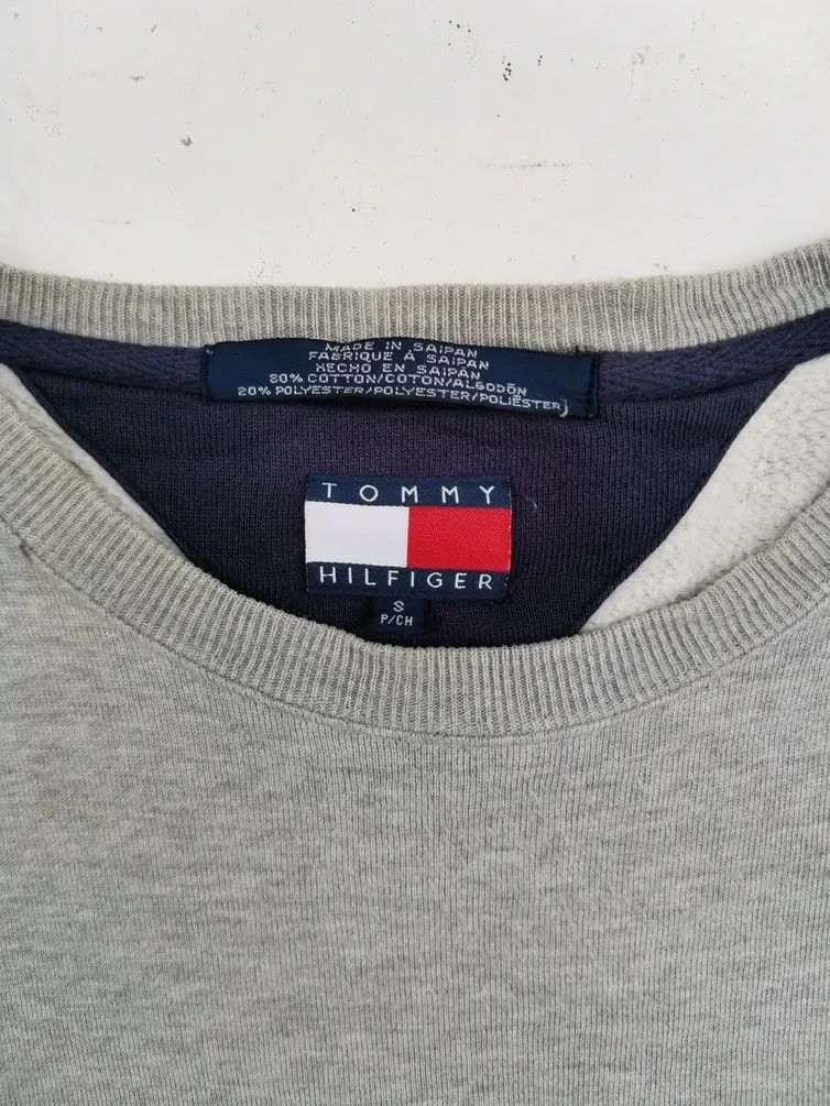 Tommy Hilfiger Rare!!! Tommy Hilfiger Big Logo Sweatshirt Size US S / EU 44-46 / 1 - 3 Thumbnail