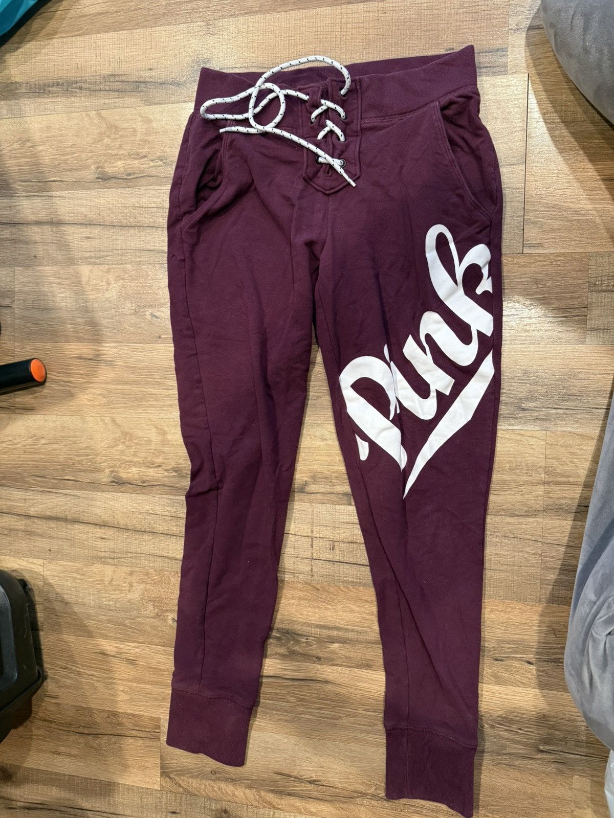 Victoria's Secret PINK Purple Joggers Size 25" / US 0 / IT 36 - 1 Thumbnail