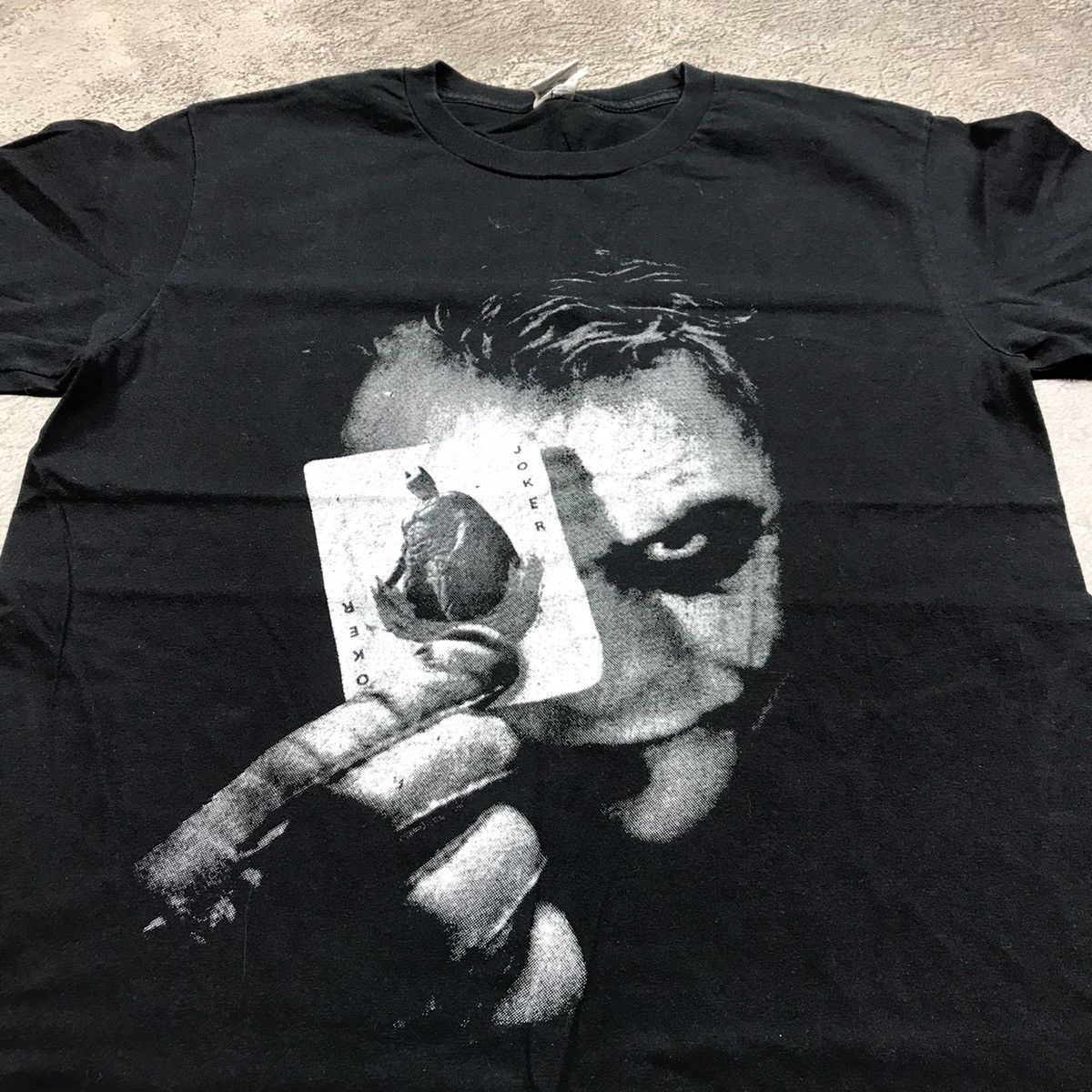 Vintage Vintage 90s Joker Graphic Tee Thrashed Dark Grunge Tapered M Size US M / EU 48-50 / 2 - 1 Thumbnail