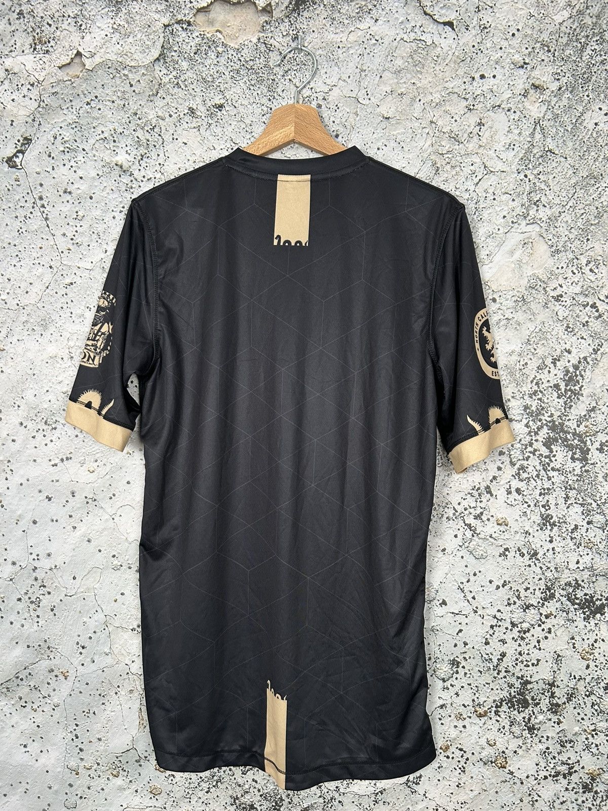 Vintage Lochness Vintage Soccer Jersey Football Retro Sport Size US L / EU 52-54 / 3 - 5 Thumbnail