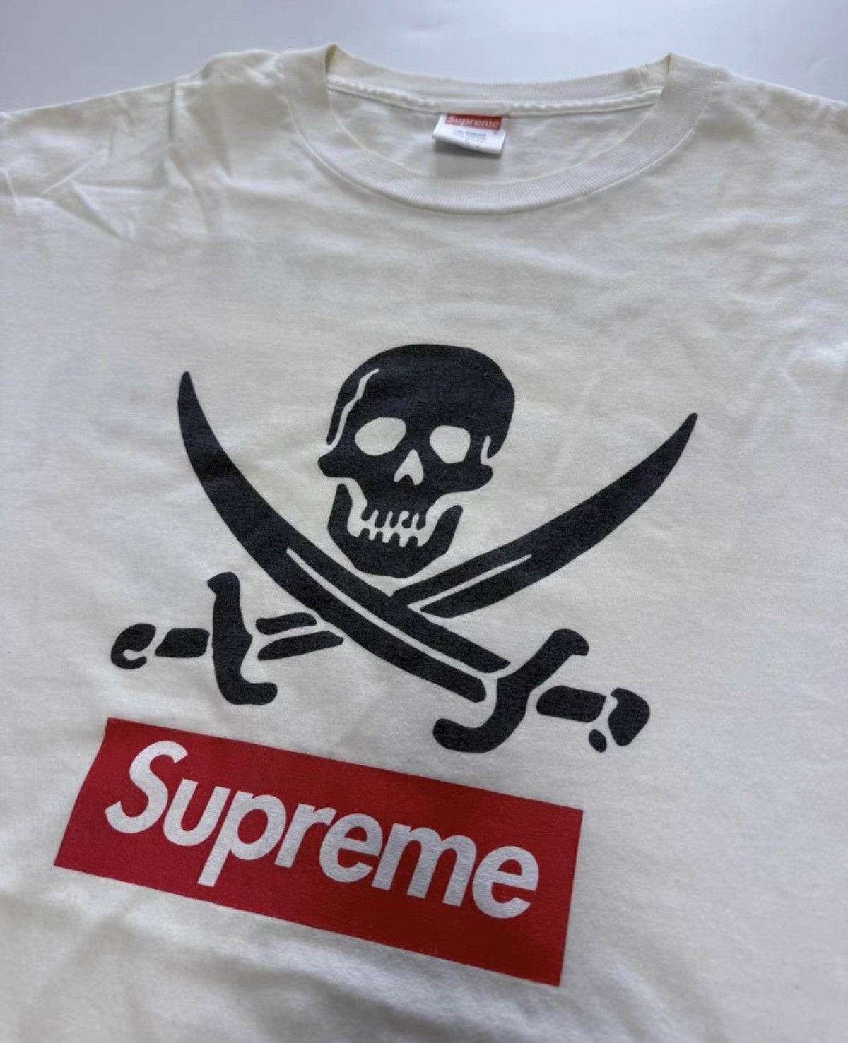 Neighborhood × Supreme Supreme neighborhood nbhd red on White box logo tee t-shirt Size US L / EU 52-54 / 3 - 2 Thumbnail