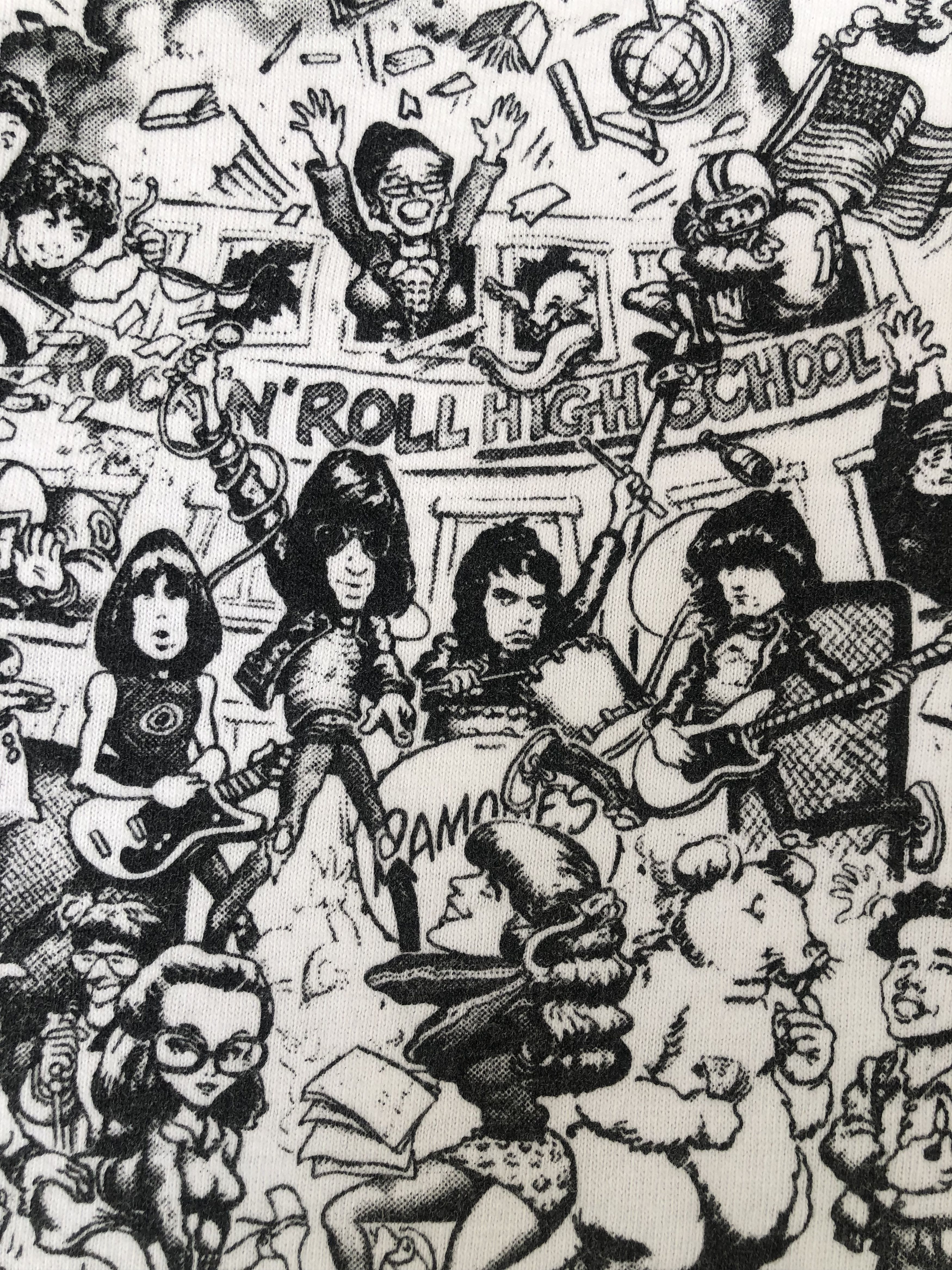 Band Tees Vintage 90s RAMONES Rock N Roll High School Size US M / EU 48-50 / 2 - 7 Thumbnail