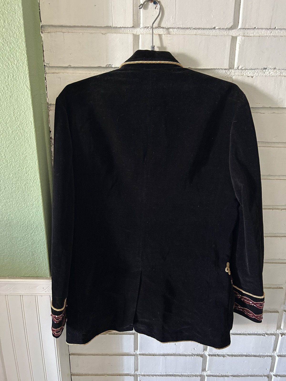 Gucci Gucci Velour Embroidered Sequin Blazer (sz44) Size 44L - 2 Thumbnail