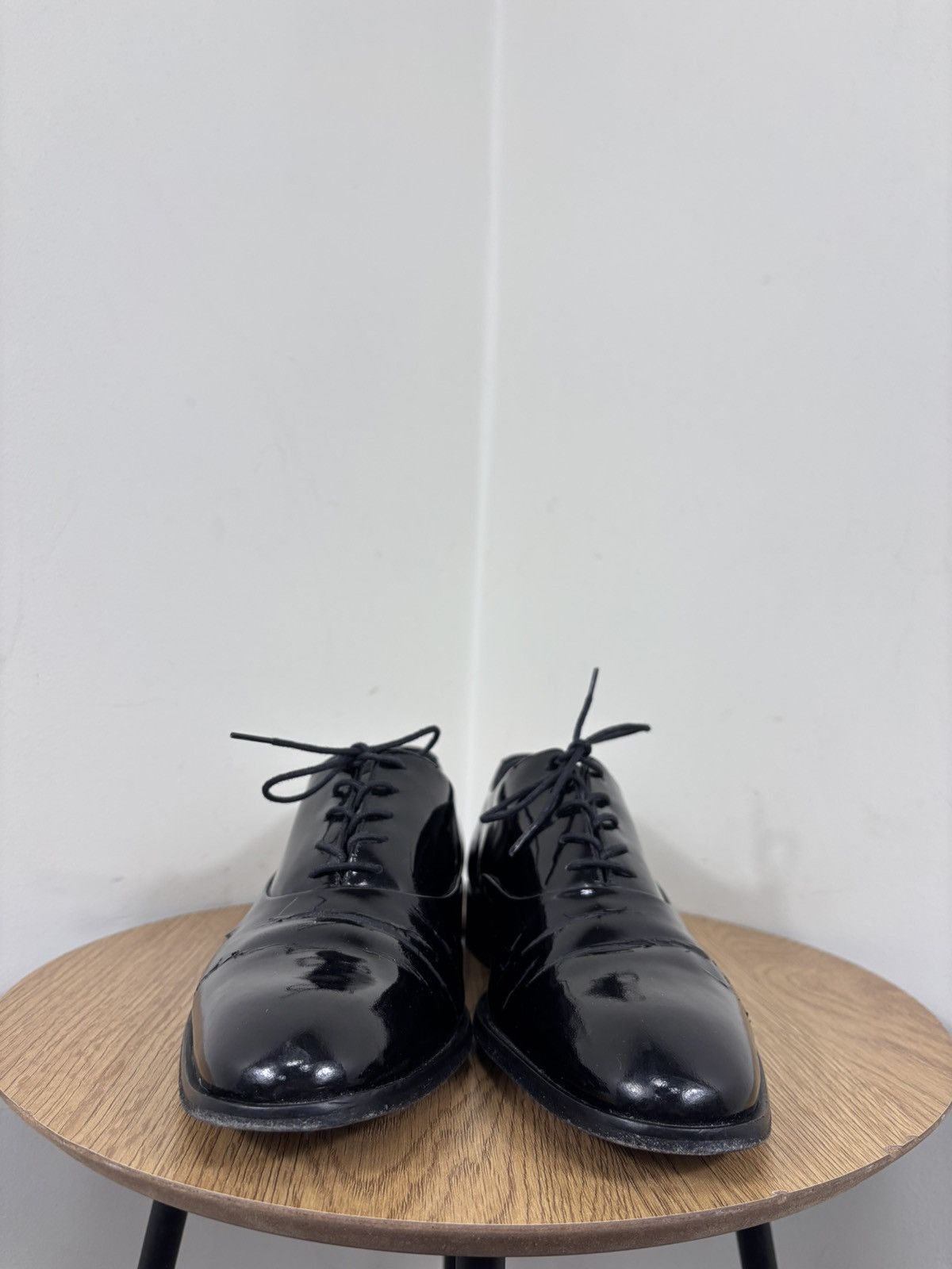 Loake Loake Lifestyle Men’s Black Patent Leather Dress Shoes Size US 9.5 / EU 42-43 - 7 Thumbnail