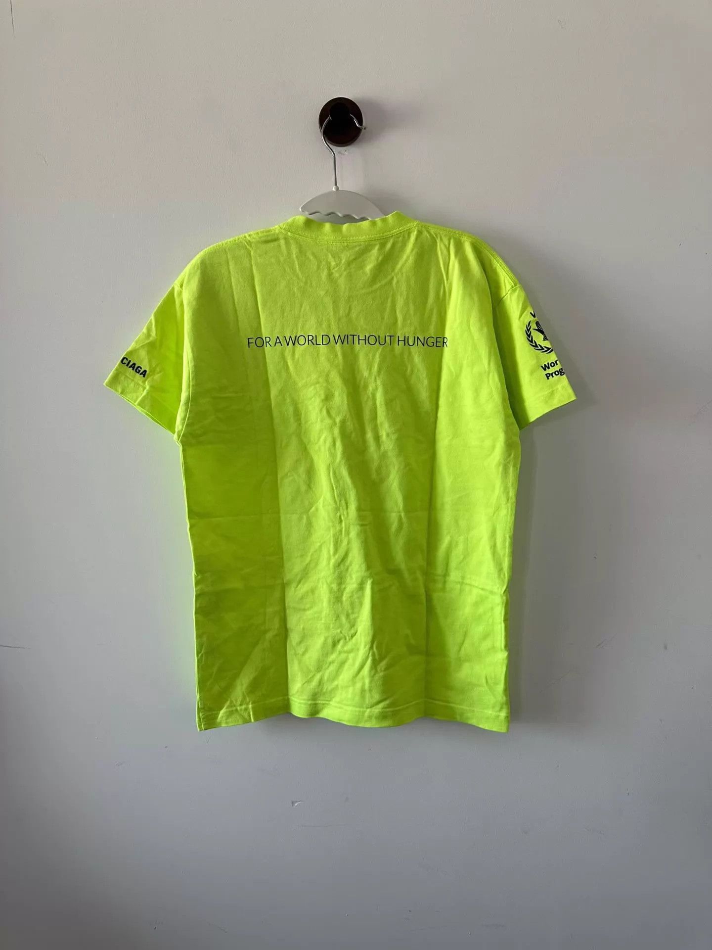 Balenciaga Balenciaga Charity T-shirt XXS Size XXS / US 00 / IT 34 - 2 Thumbnail