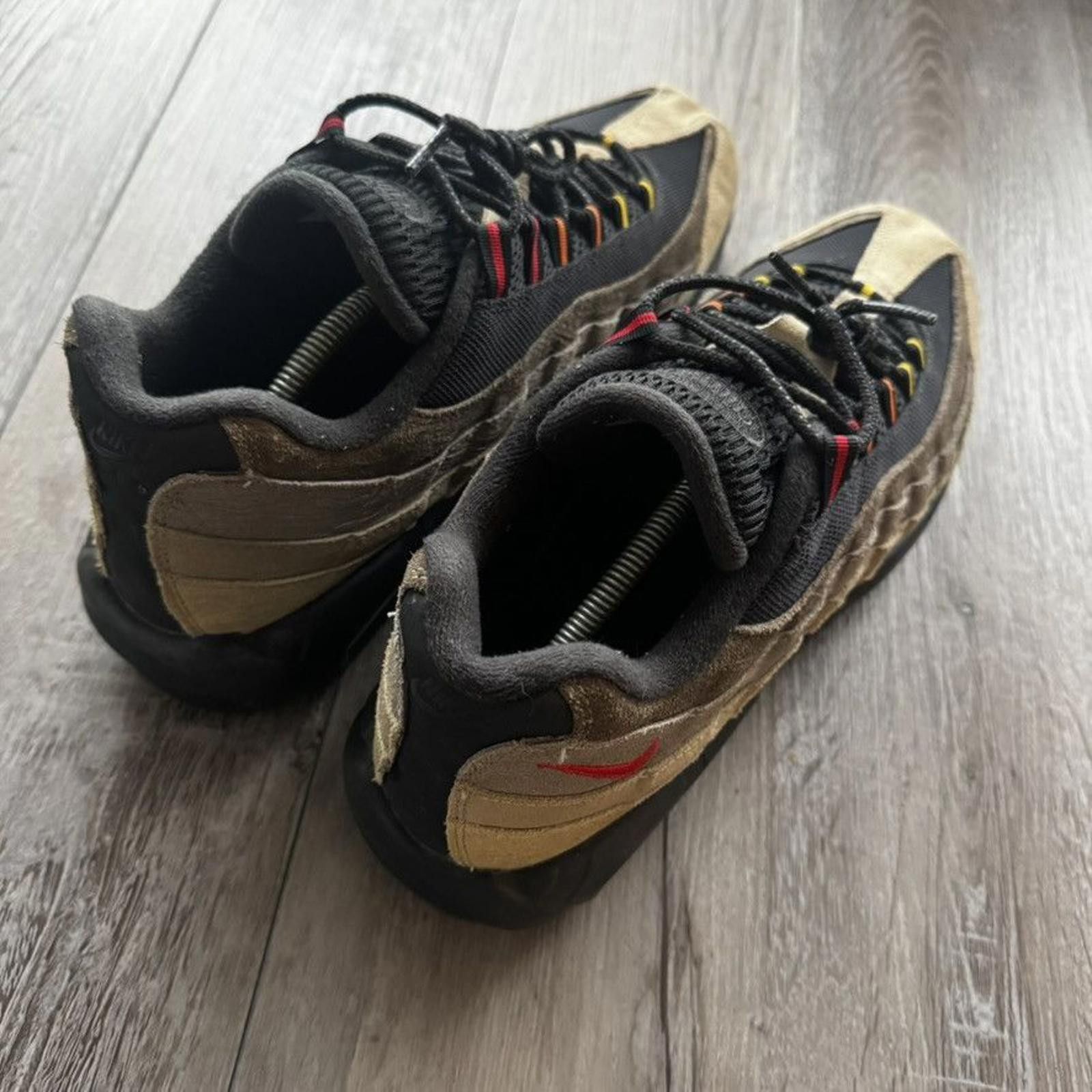 Nike NIKE • Air Max 95 "Off Noir Limestone" (13M) Size US 13 / EU 46 - 7 Thumbnail