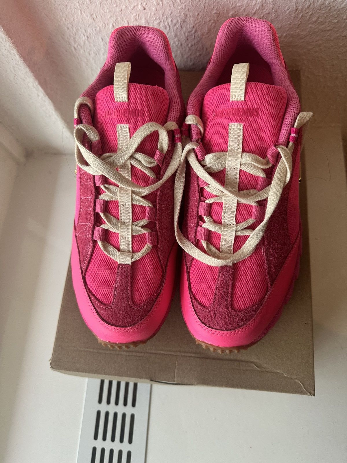Jacquemus × Nike Nike x Jacquemus Humara Pink Flash - Women’s 10/Men’s 8.5 Size US 10 / IT 40 - 3 Thumbnail