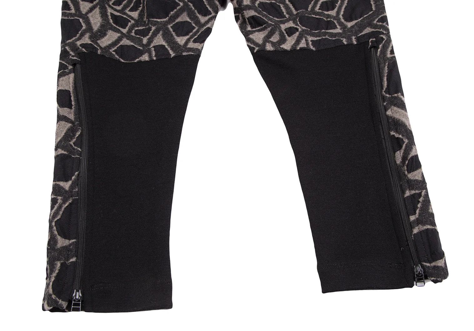 Issey Miyake Jacquard Design Suit Set in Black and Gray Size US XL / EU 56 / 4 - 16 Thumbnail