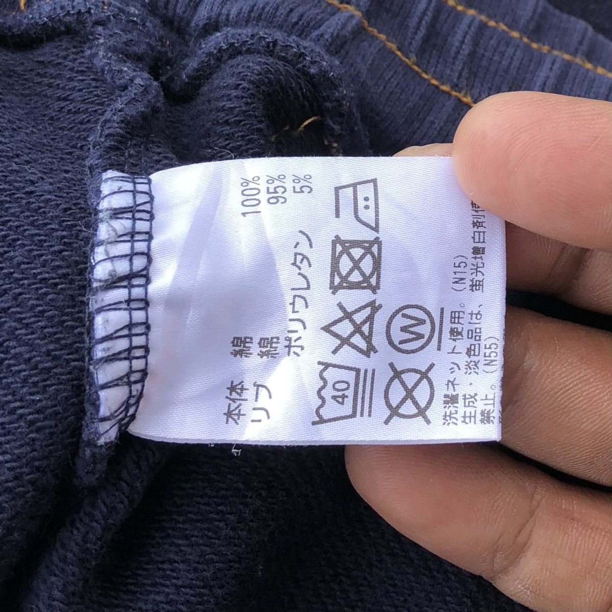 Brooks Brothers Brooks Brothers shorts Pants With A Gold Embroidered Logo Size US 34 / EU 50 - 13 Thumbnail