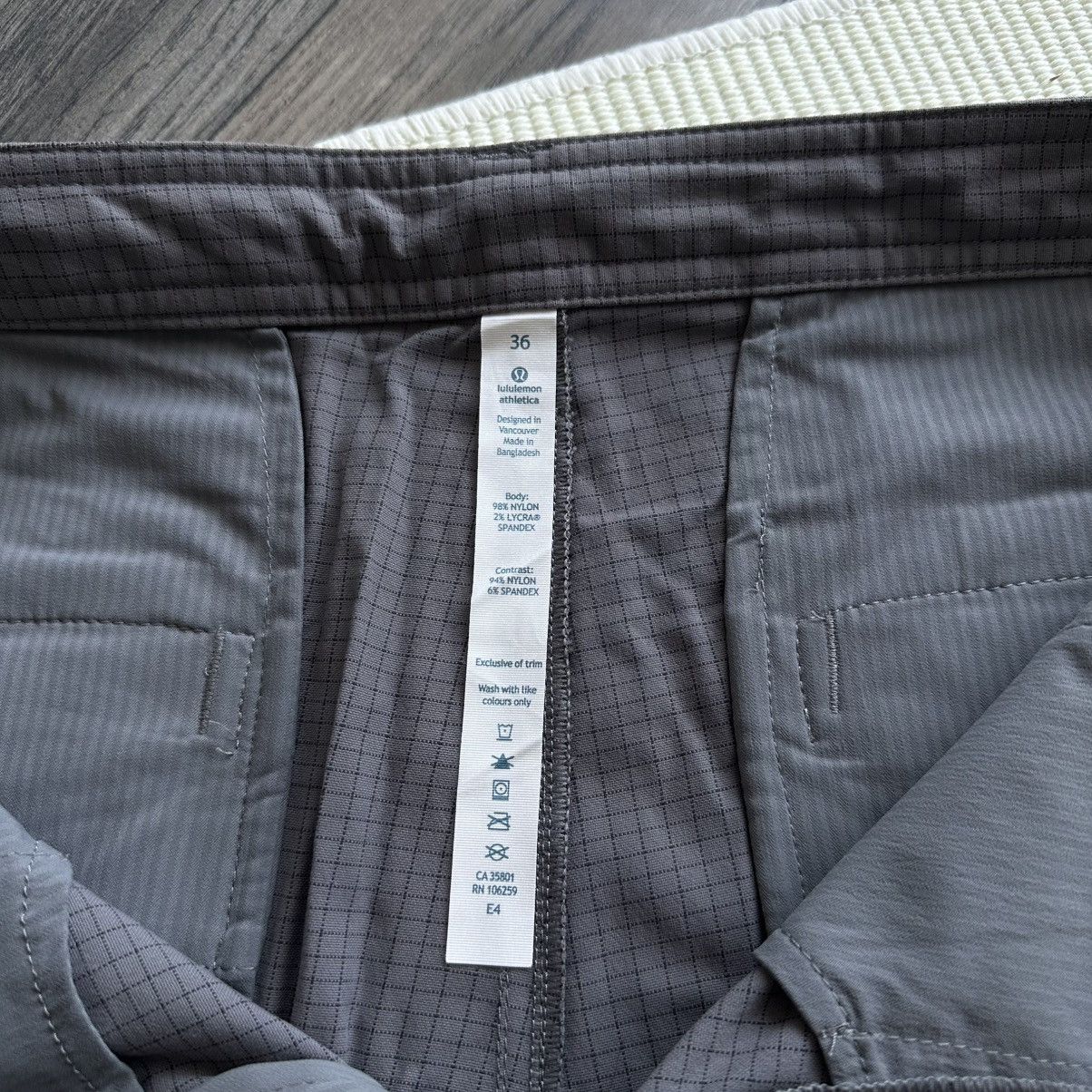 Lululemon Lululemon Gray Grid Check Print Chino Stretch Golf Shorts Size US 36 / EU 52 - 3 Thumbnail