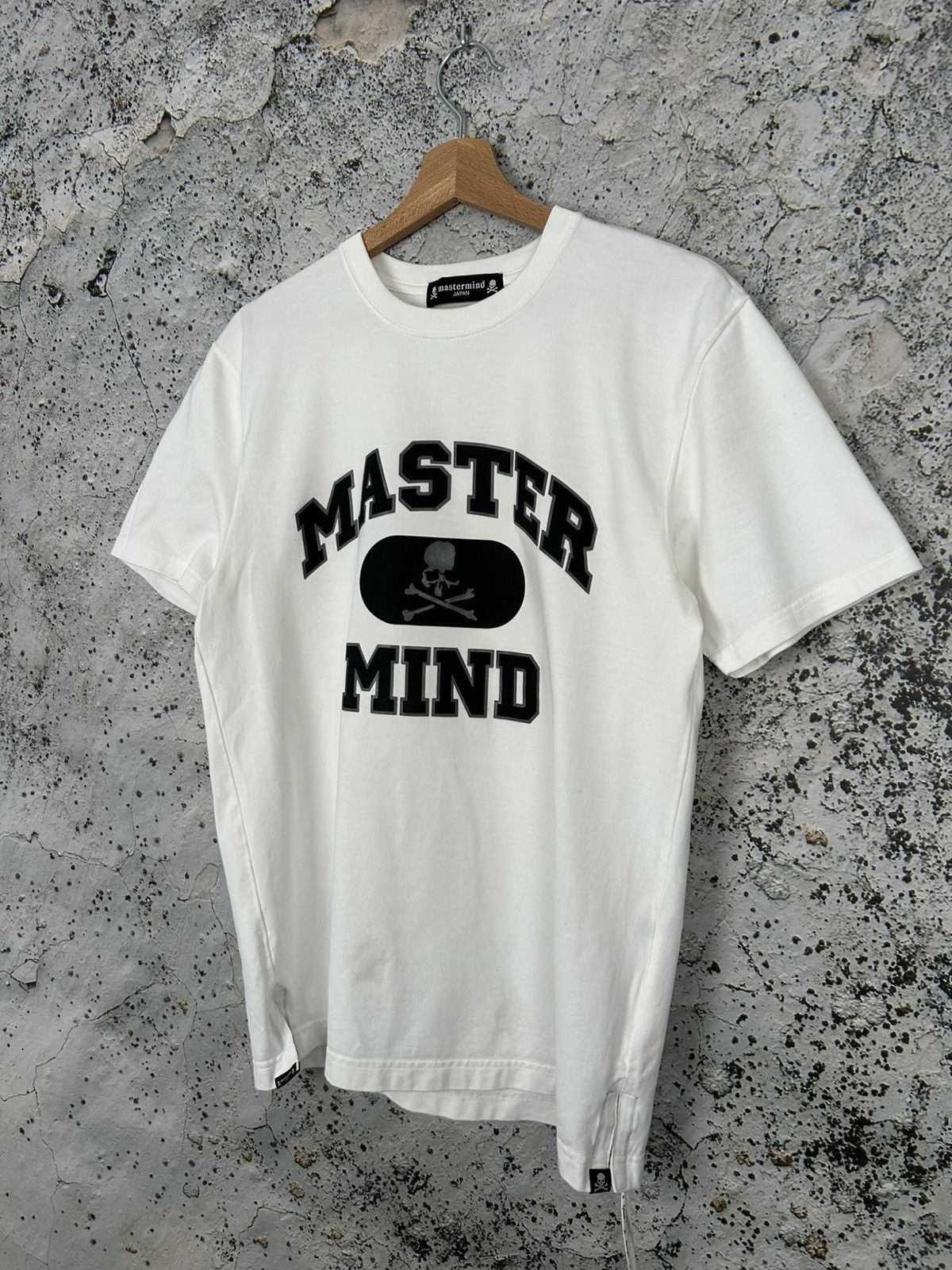 Mastermind Japan Mastermind Japan Skull Graphic Tee Streetwear Hype Rare Size US S / EU 44-46 / 1 - 2 Thumbnail