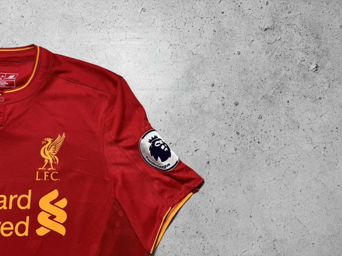 New Balance New Balance FC Liverpool 2016/2017 Vintage Soccer Jersey Size US M / EU 48-50 / 2 - 2 Thumbnail