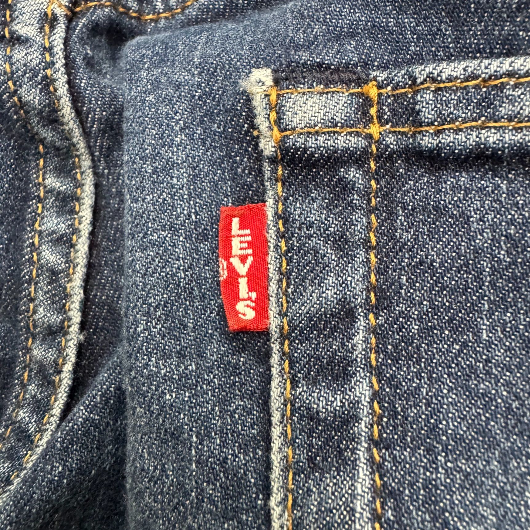 Levi's VINTAGE Levi's 514 Jeans Mens 34x30 Denim Straight Leg Dark Wash Casual Streetwear Size US 34 / EU 50 - 4 Thumbnail