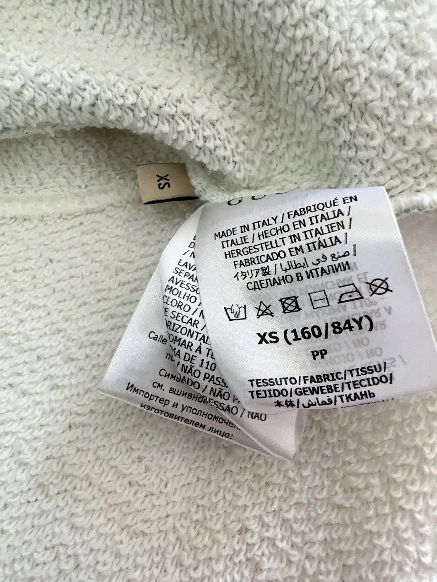 Gucci Gucci 1921 Short Hoodie. Size XS / US 0-2 / IT 36-38 - 4 Thumbnail