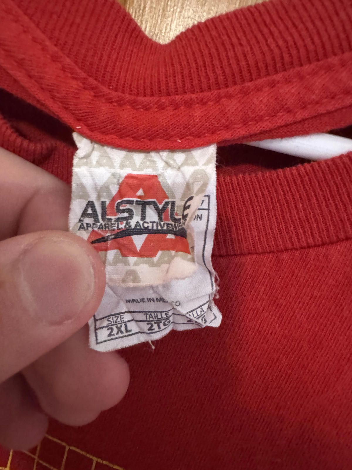 Alstyle Alstyle Red Graphic T-Shirt with Robot and Car Design Size 2 Size ONE SIZE - 3 Thumbnail