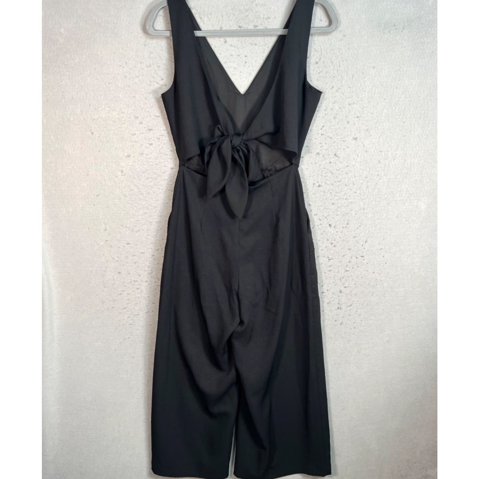 Vintage Wilfred Womens Jumpsuit Black V-Neck Sleeveless Wide-Leg Adult 2 Pattern: Solid Size 26" / US 2 / IT 38 - 2 Thumbnail