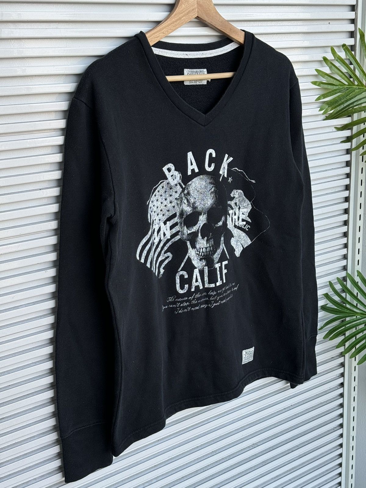 Japanese Brand Stooge & Co Union Made Skulls Punk Poem Riot Crewneck Size US M / EU 48-50 / 2 - 2 Thumbnail