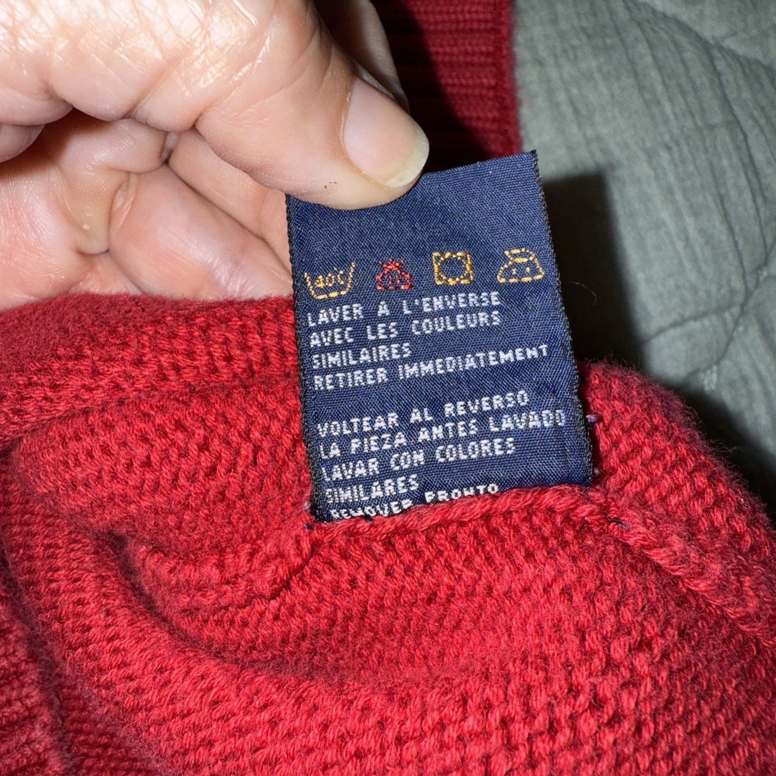 Tommy Hilfiger Vintage 90s Tommy Hilfiger Knit Crew Neck Sweater Mens L Red Size US L / EU 52-54 / 3 - 8 Thumbnail