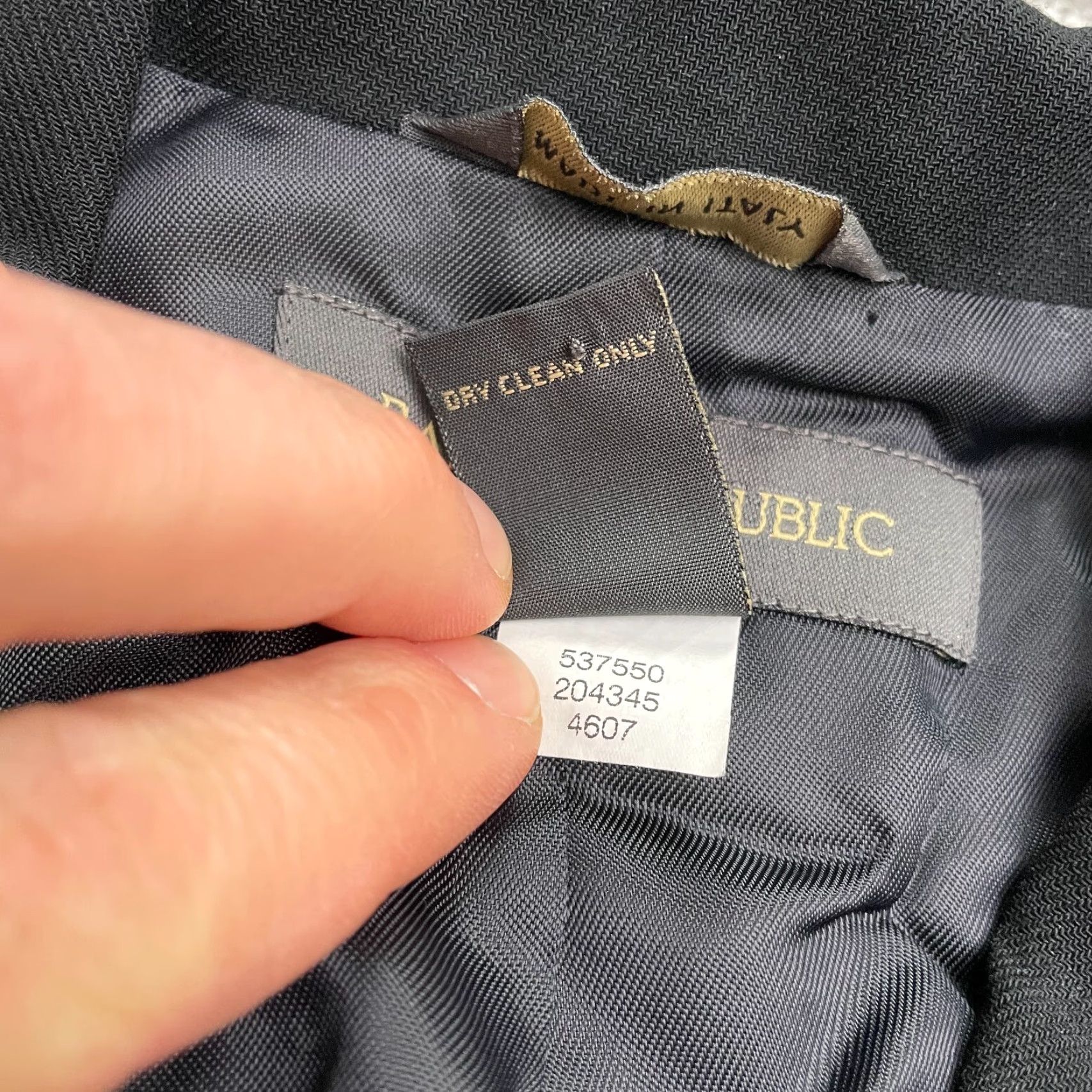 Banana Republic Banana Republic Jacket Womens 2 Black Blazer Suit Single Breasted Business Work Womens Size XS / US 0-2 / IT 36-38 - 6 Thumbnail