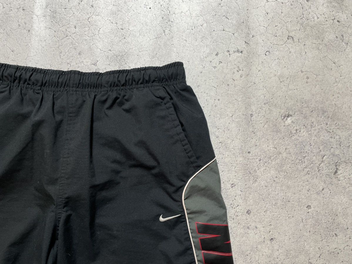 Nike × Vintage Vintage Nylon Nike Big Swoosh Logo Drill Y2K Shorts Size US 32 / EU 48 - 4 Thumbnail