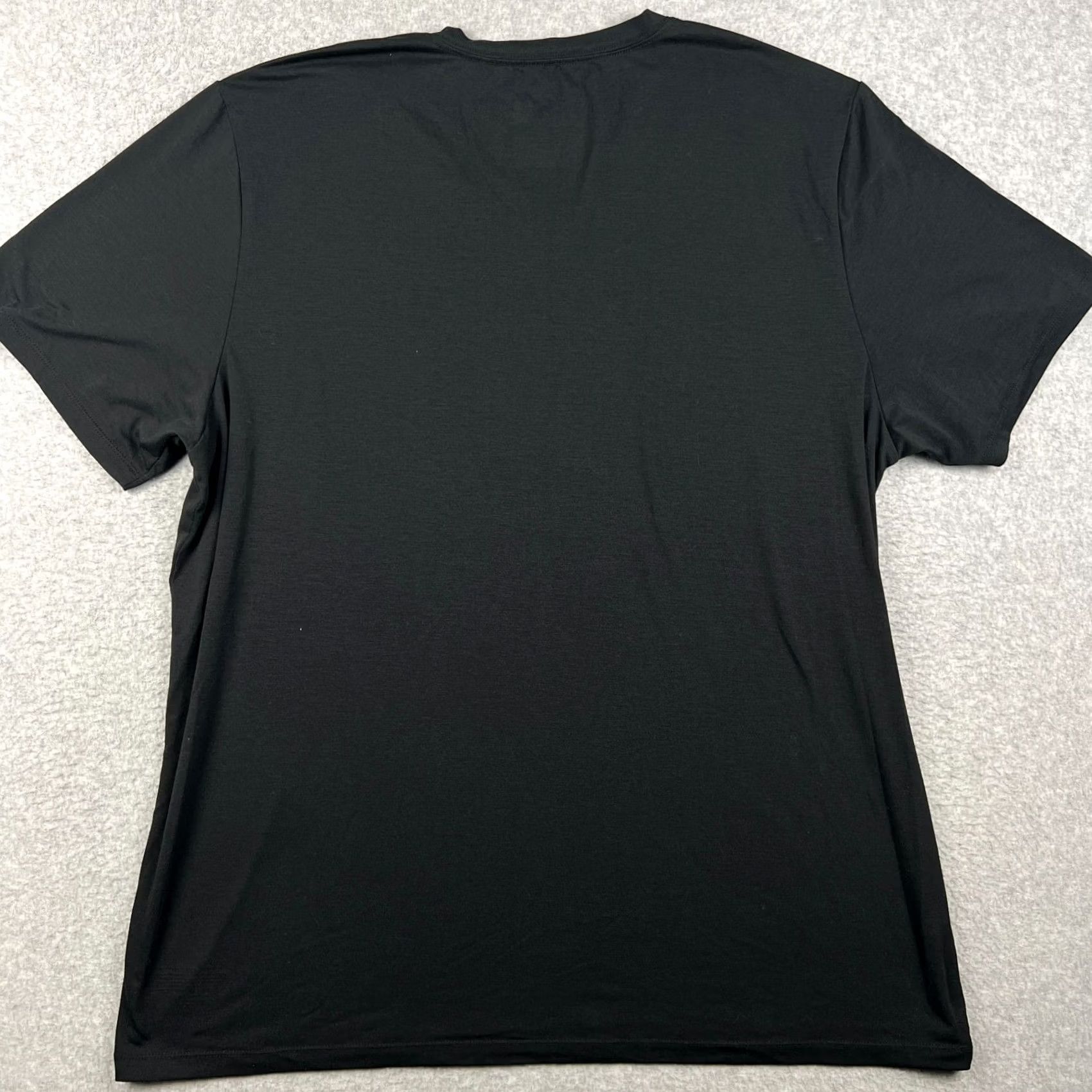 Vintage Bluffworks Shirt Mens 2XL Black Classic Fit V-Neck Short Sleeve Threshold Size US XXL / EU 58 / 5 - 2 Thumbnail