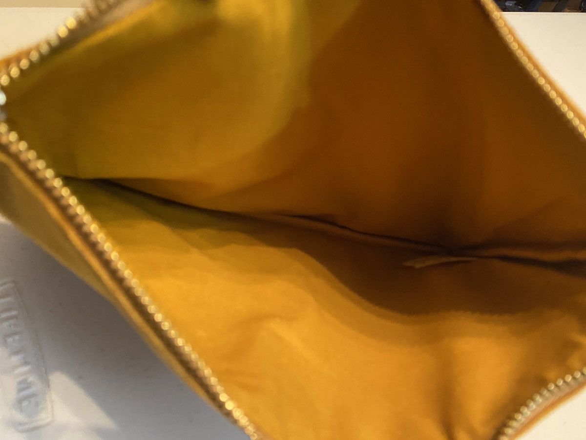 Sezane Sézane Paris crush velvet logo clutch pouch Ochre VGC Size ONE SIZE - 6 Thumbnail