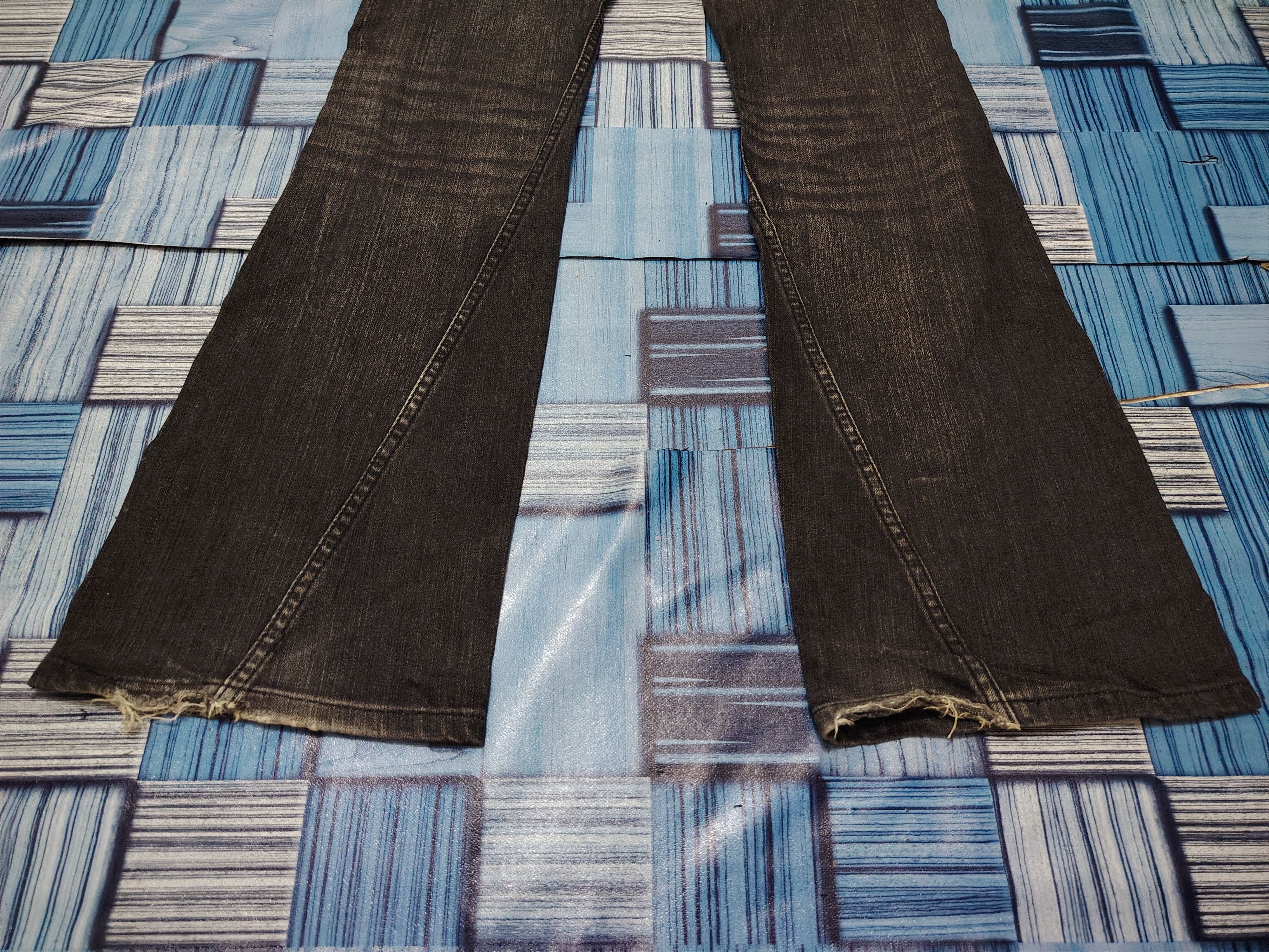 Who Decides War Japanese Modern Lovers Flared Jeans Distressed Denim Size US 30 / EU 46 - 14 Thumbnail