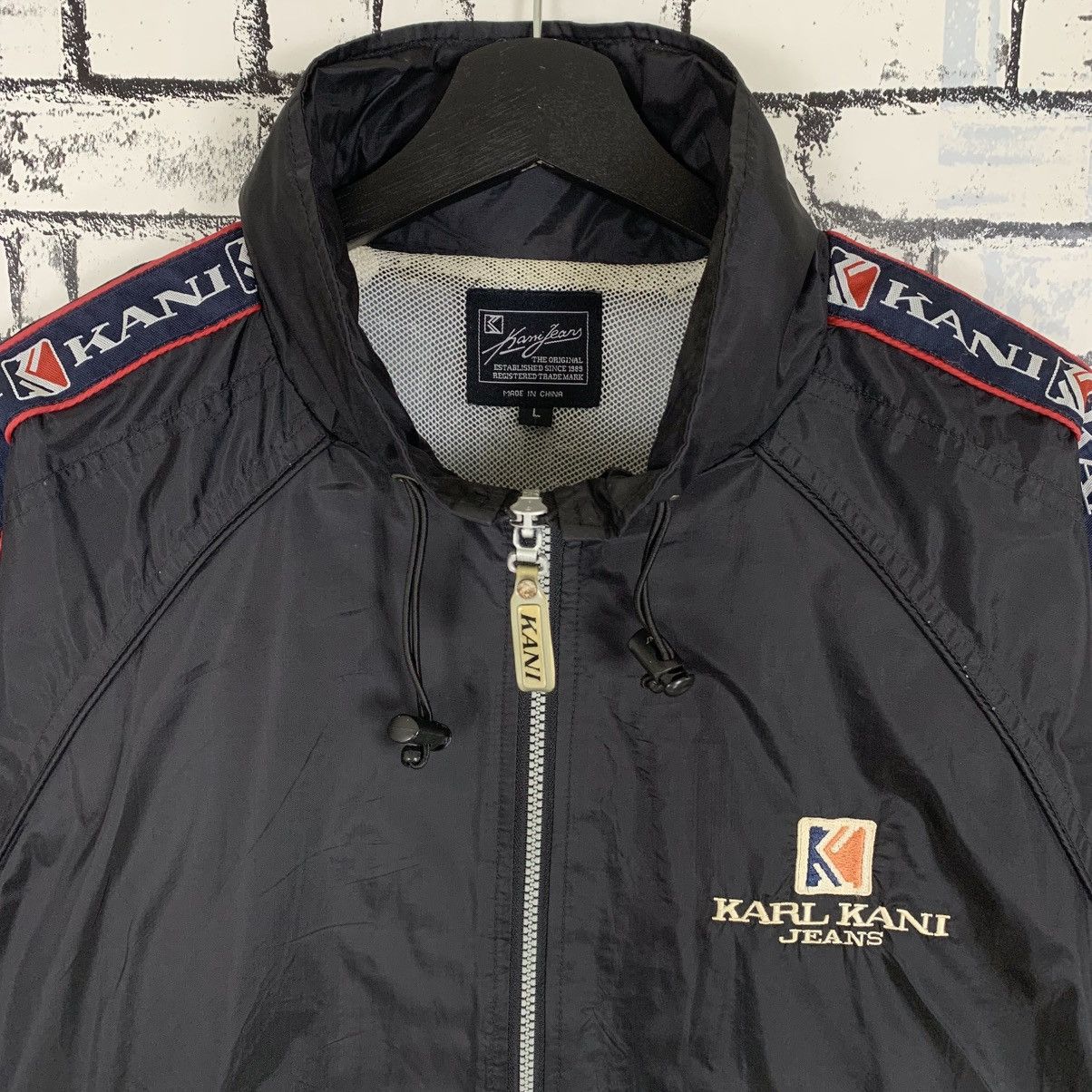 Designer × Karl Kani × Vintage Vintage intage Karl Kani Jeans Light Zip Up Jacket Big Logo Size US L / EU 52-54 / 3 - 2 Thumbnail